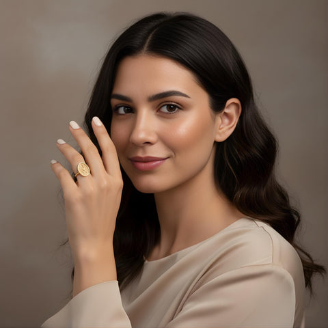 14K Gold Birthflower Oval Ring - M.0618