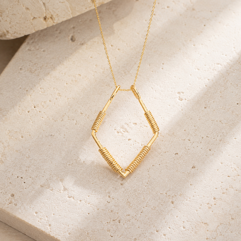 14K Gold Plated Square Ring Holder Necklace - 12-24 in M.0512