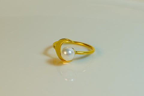 Crescent Moon Pearl Ring | Dainty Gold Celestial Jewelry for Women | Minimalist Moon Ring | Astrology Crescent Gift for Her M.173