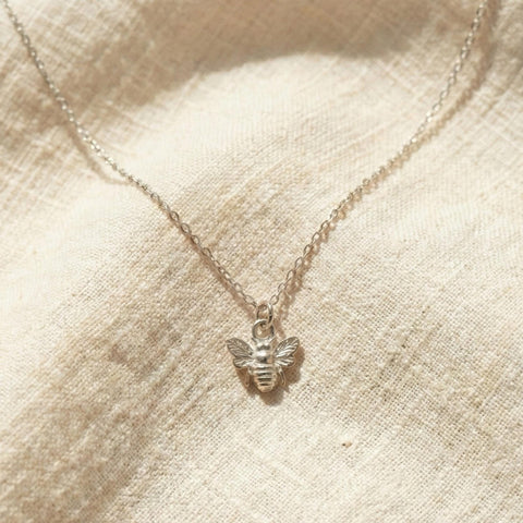 14K Gold Bee Necklace - 12-24 in M.0452