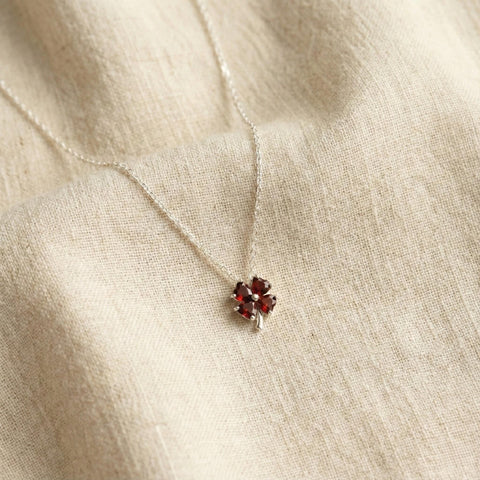 14K Gold Birthstone Clover Necklace - 12-24 in M.0147