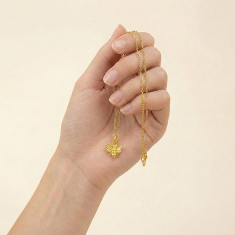 14K Gold Bee Necklace - 12-24 in M.0452