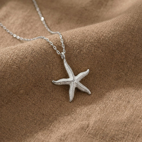 14K Gold Starfish Necklace - 12-24 in M.0511