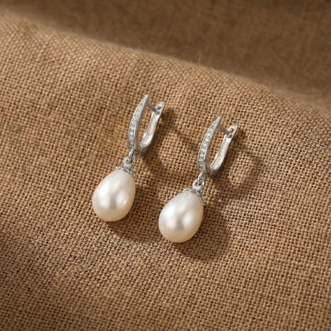 Gold Pearl Drop Earrings | Bridal Teardrop Earrings | Dainty Wedding Jewelry | Elegant Pearl Dangles | Bridesmaid Gift | Minimalist Earrings M.0385